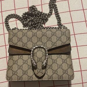 Gucci Dionysus Medium Bag